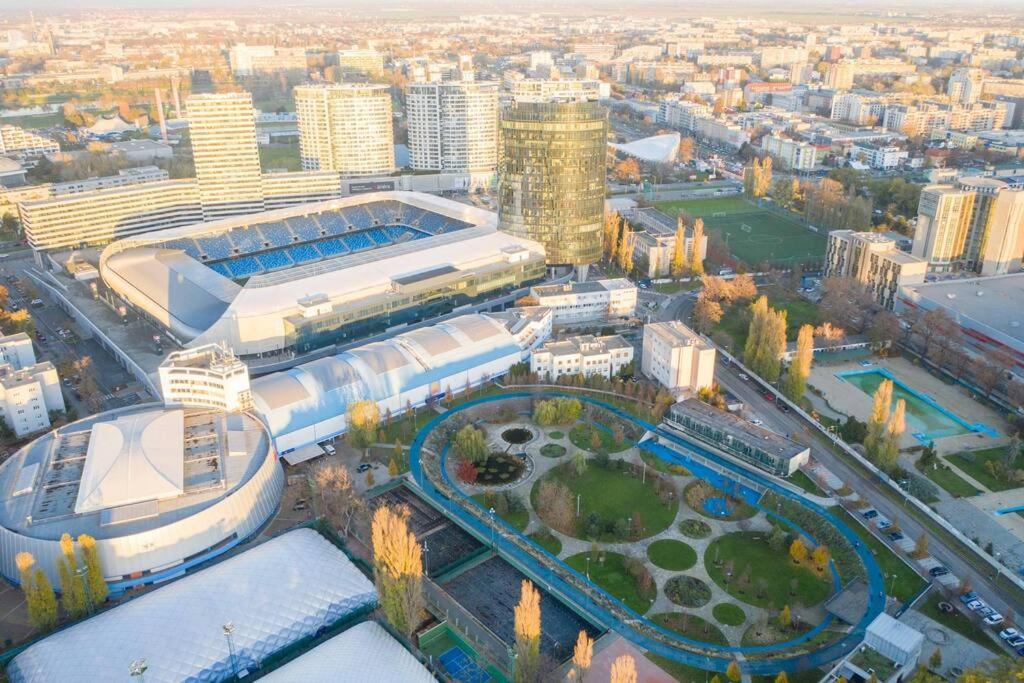 Apartment In Bratislava With Free Parking المظهر الخارجي الصورة